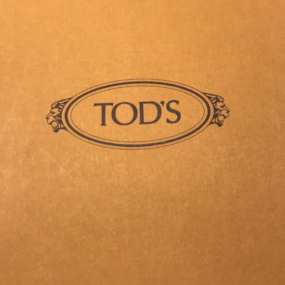 Tod’s Leather Pumps. Beautiful- LIKE NEW
